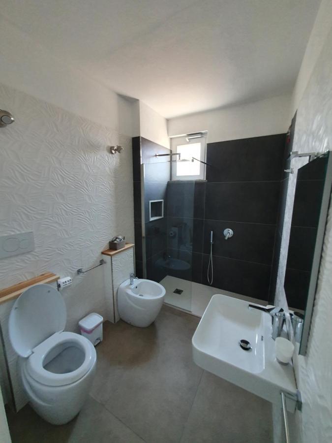 Blue Velvet Rooms Тортоли Экстерьер фото